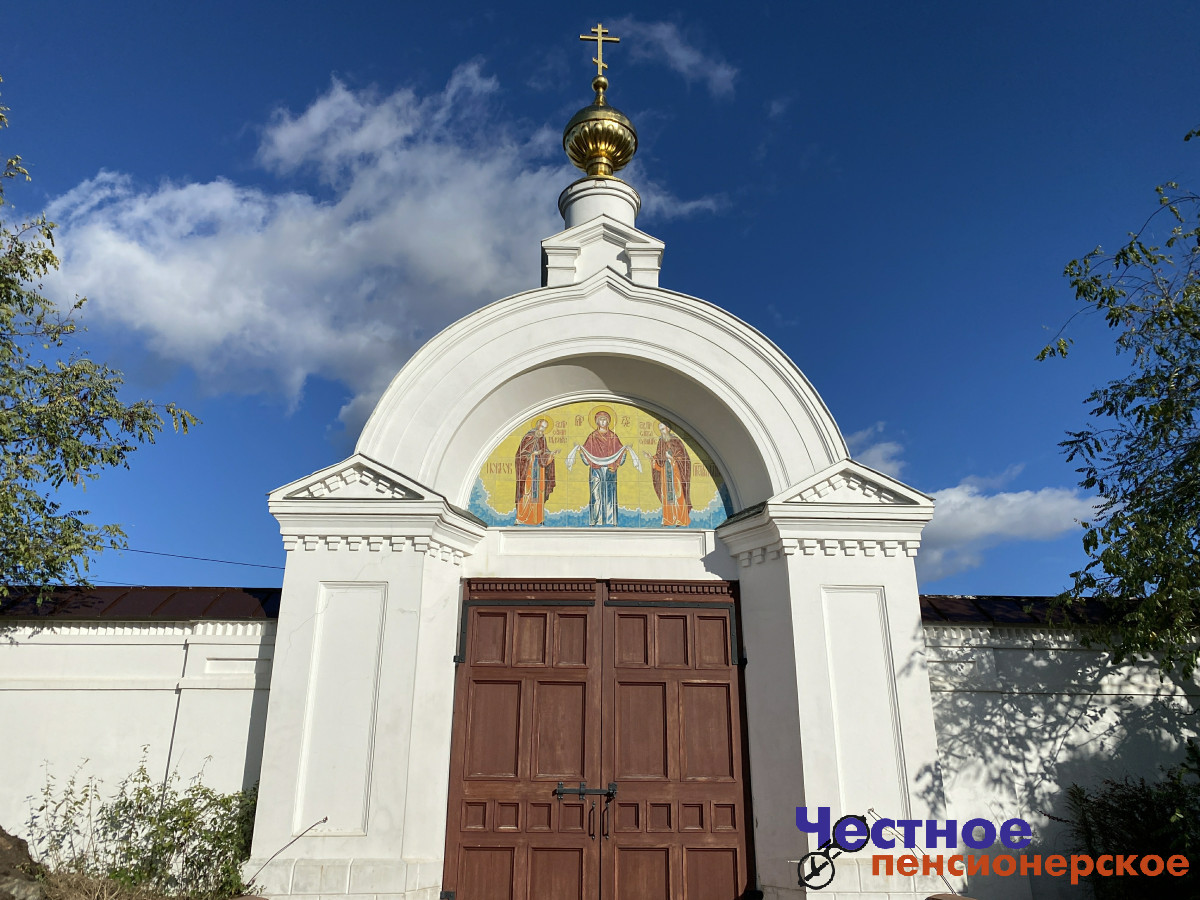 Русская Православная Церковь сегодня отмечает один из главных праздников — Успение Пресвятой Богородицы