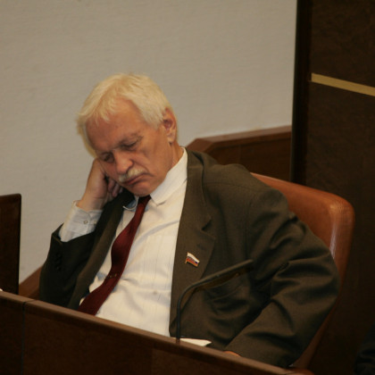 Вплоть до инфаркта: врач рассказал, насколько опасен храп