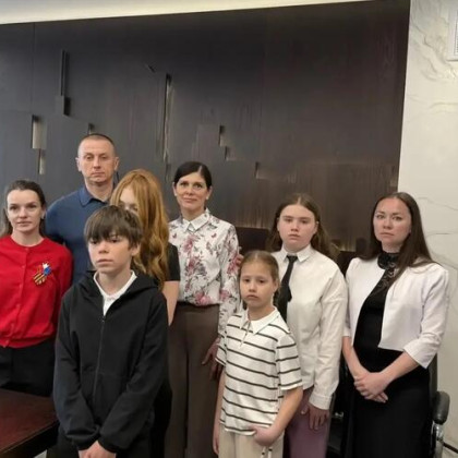 Депутат Гордумы Краснодара Андрей Анашкин пригласил в гости семьи воинов, погибших на СВО
