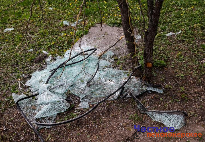 В Темрюкском районе обломки дрона повредили частный дом