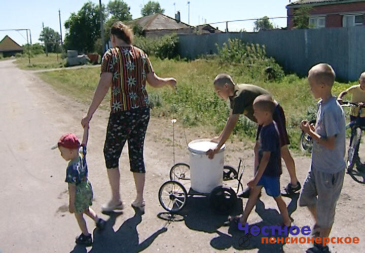 Брошенцы: уже два месяца в 15 домов в туапсинском поселке не поступает вода