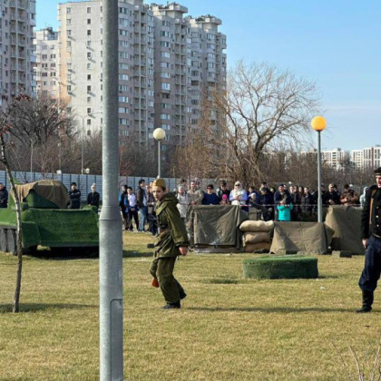 В Краснодаре провели реконструкцию боя с немецко-фашистскими захватчиками