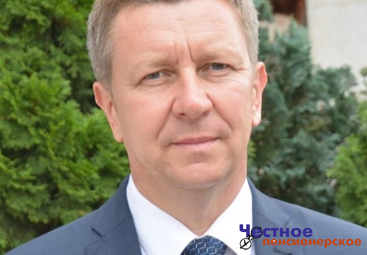 Глава Крымского района Кубани, опровергший информацию о своём задержании, вернулся к работе