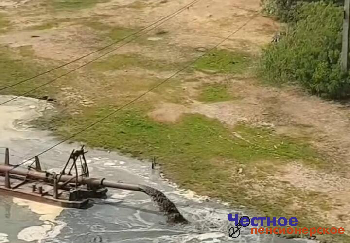 Грязную жижу сливают в Кубань в Краснодаре
