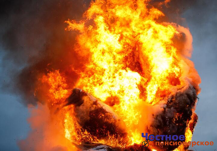 Известно количество пострадавших при атаке БПЛА в Крымске: на нефтебазе вспыхнул пожар