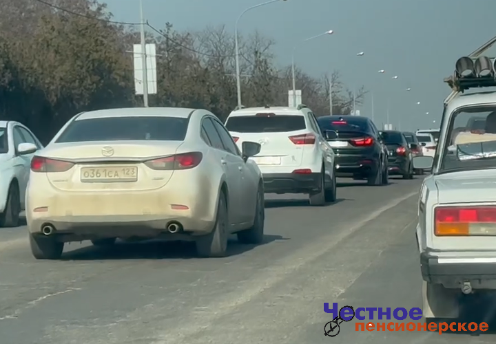 Как будет ограничено движение транспорта из-за ремонта Тургеневского моста в Краснодаре, рассказали специалисты