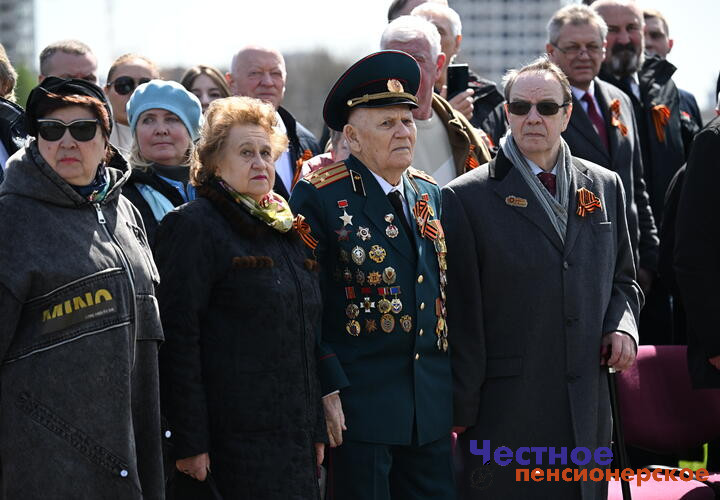 Мошенники рассылают фальшивые приглашения на парад Победы