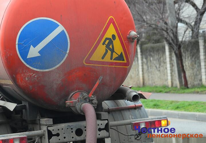 Краснодар готовится к потопам: на улицу вывели откачивающую технику