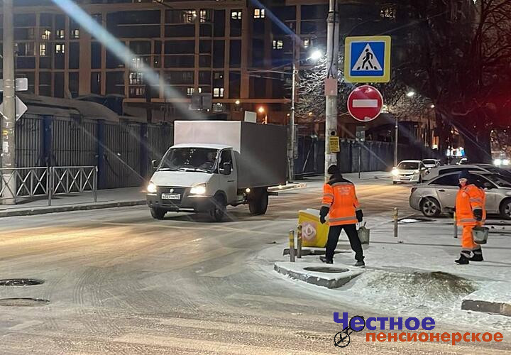 Мэр Краснодара посоветовал горожанам лучше оставаться дома из-за гололеда