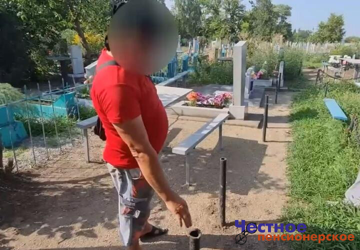 На Кубани вандал украл 120 метров железных цепей с кладбищенских оградок