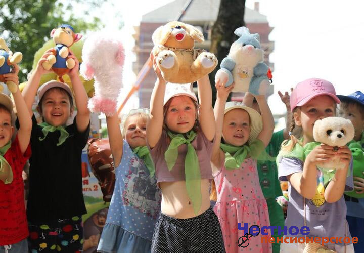 6 тонн макулатуры и 700 кг пластика собрали участники экологического фестиваля в Абинском районе Краснодарского края