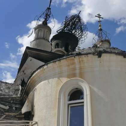 Храм в Новороссийске начали приводить в порядок после ночной атаки беспилотников