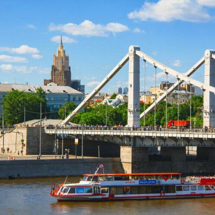 Украина под Донецком ударила по рейсовому автобусу, а в США начали расследование в отношении журналистки, обвинившей Трампа в насилии