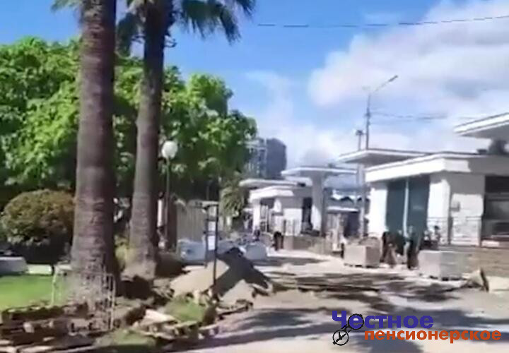 В центре Сочи туристам негде гулять