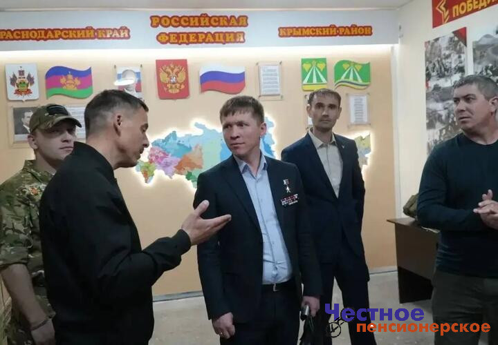 С линии фронта — в общественную жизнь: как в Крымском районе выстроили систему помощи участникам Спецоперации