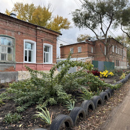 Уголовная ответственность может грозить россиянам за украшение клумб покрышками