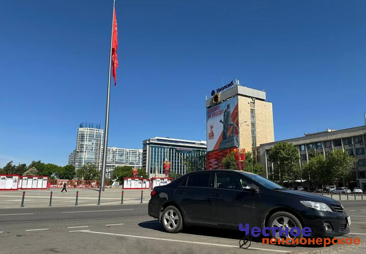 Станут ли бесплатными парковки в Краснодаре в День Победы, рассказали в мэрии города