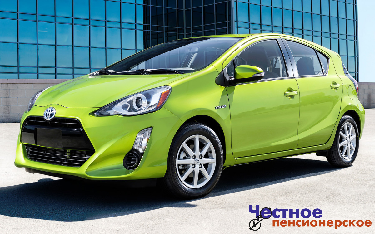 Toyota представила хэтчбек с мизерным расходом топлива