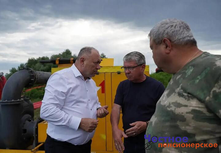 Депутат Госдумы Иван Демченко прибыл на место прорыва дамбы в Крымском районе Кубани